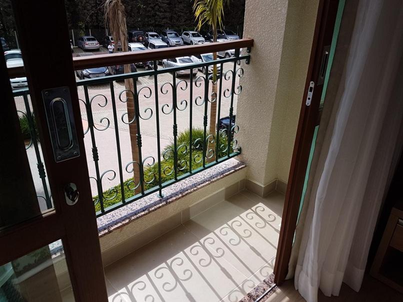 Vista Azul Flat Service Домингос Мартинс Екстериор снимка